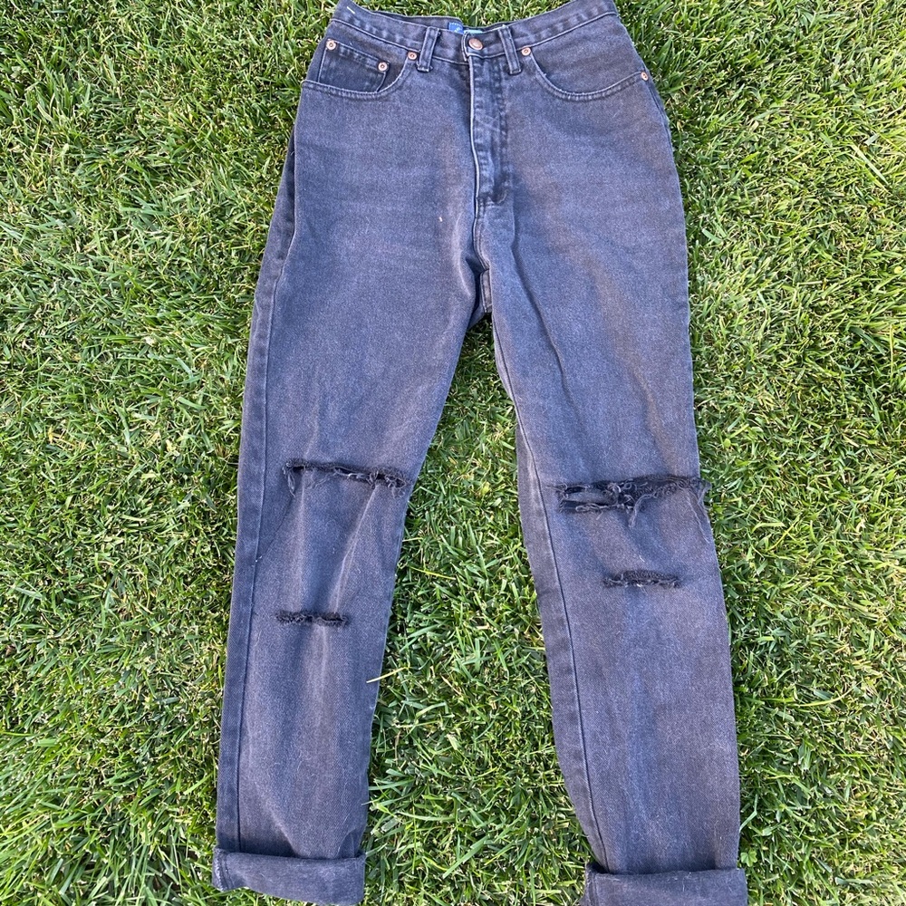 Black boyfriend jeans